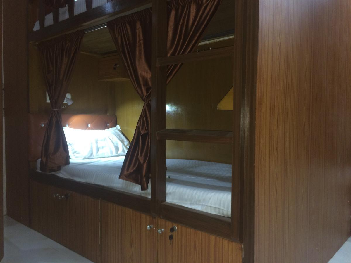 Zara Dormitory Mumbai Eksteriør bilde