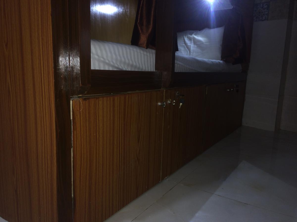 Zara Dormitory Mumbai Eksteriør bilde